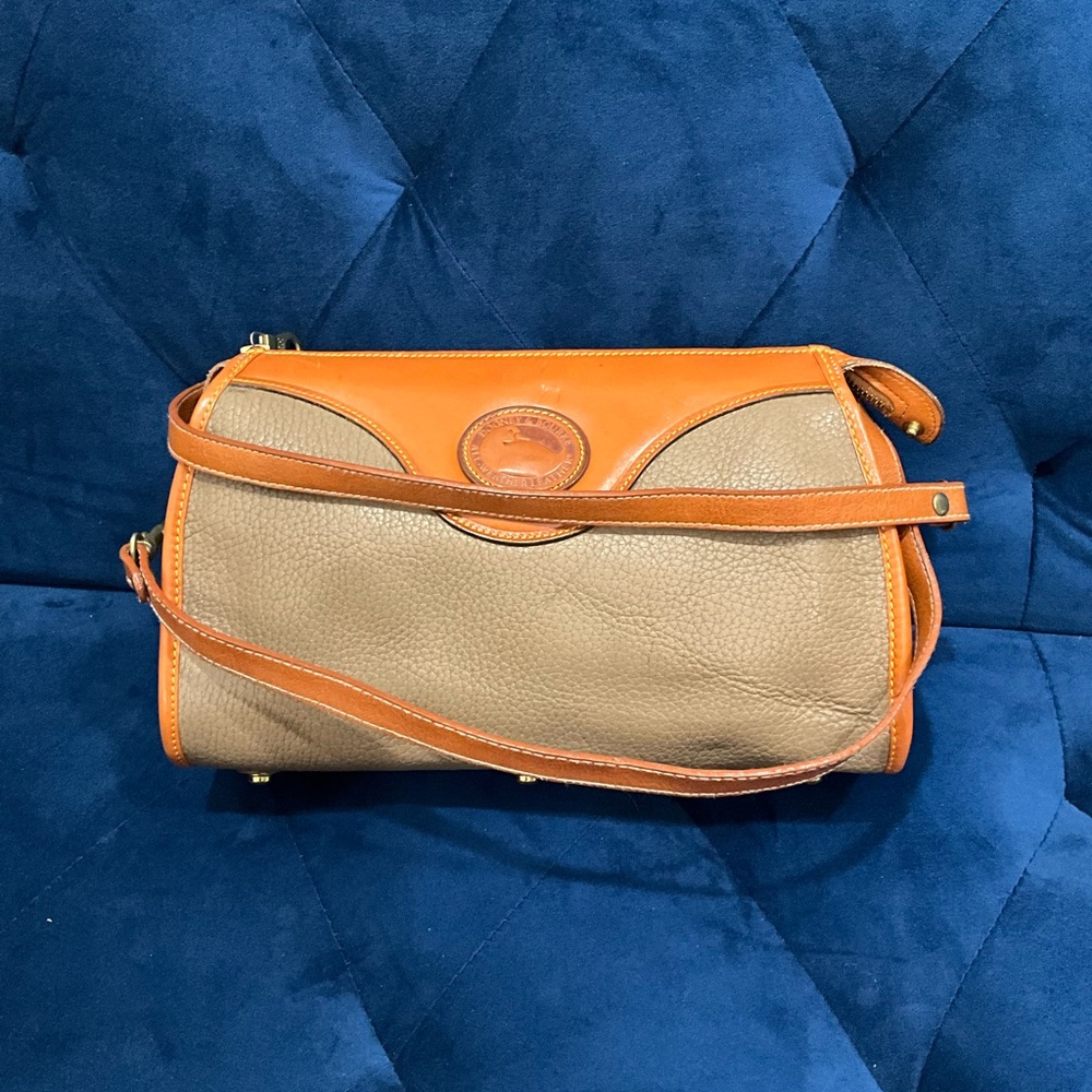 Vintage Dooney and Bourke Taupe Brown All Weather Leather Purse Shoulder Bag